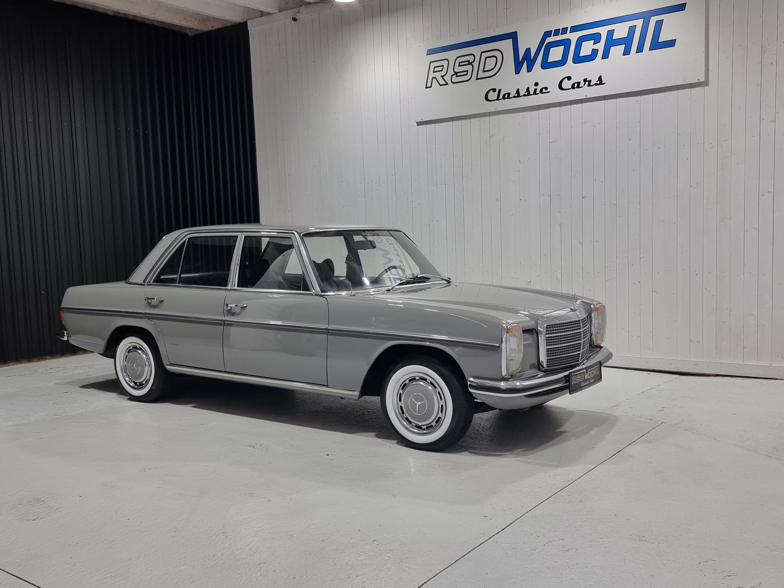 Mercedes /8 240d