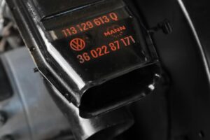 vw_kaefer_1971_rot_mo_8