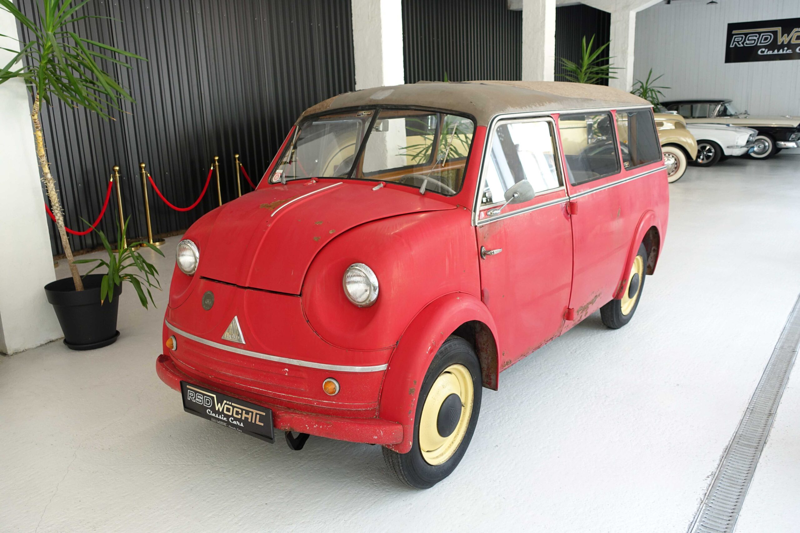 7.990 €
