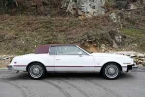 Oldsmobil Toronado 1979 5,7 RSD Wöchtl Classic Cars 2015-01-07_DSC07370